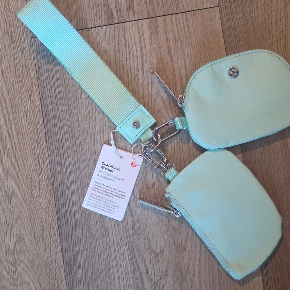 Lululemon Mint Green Wristlet Set - Picture 3 of 3
